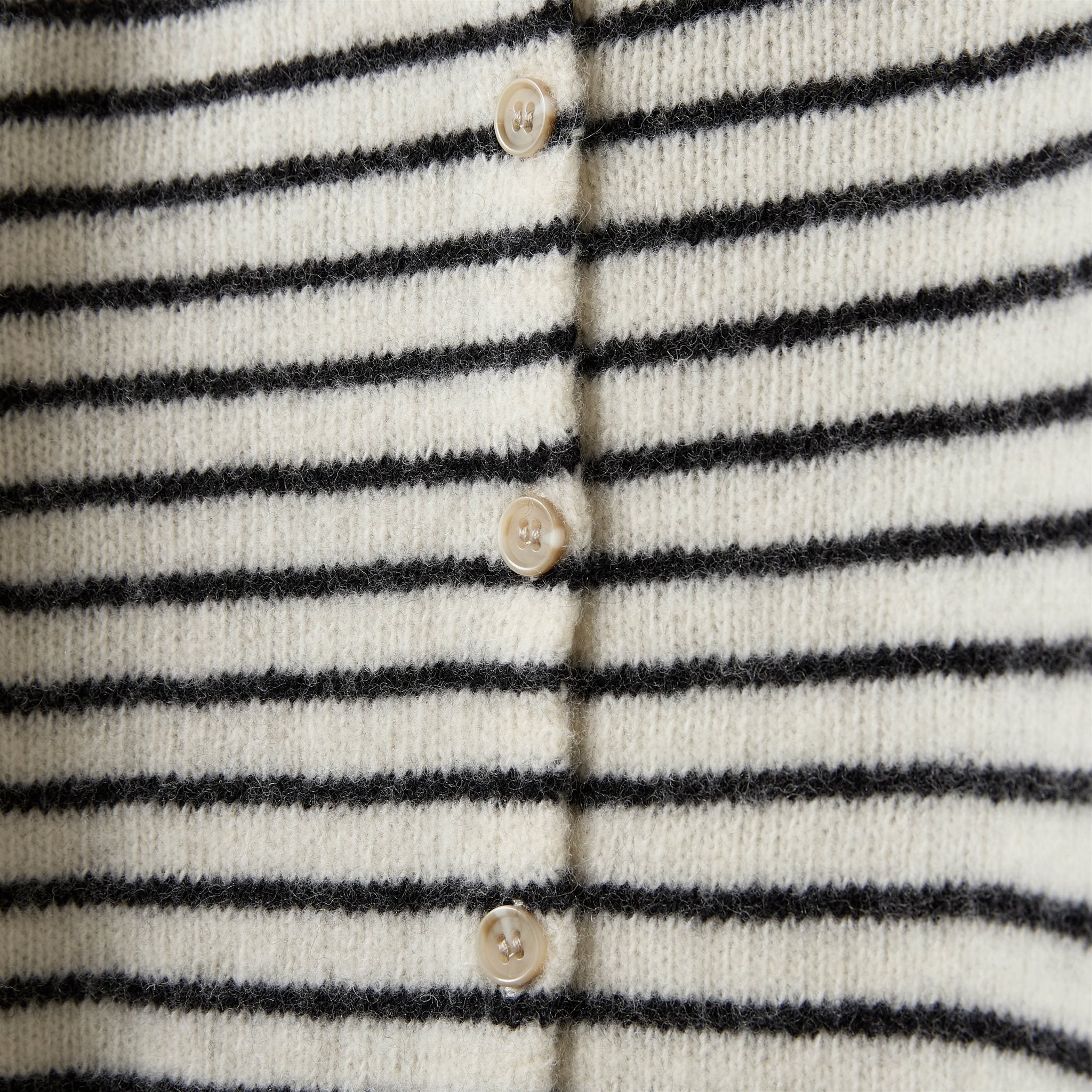 CisseKB Cardigan