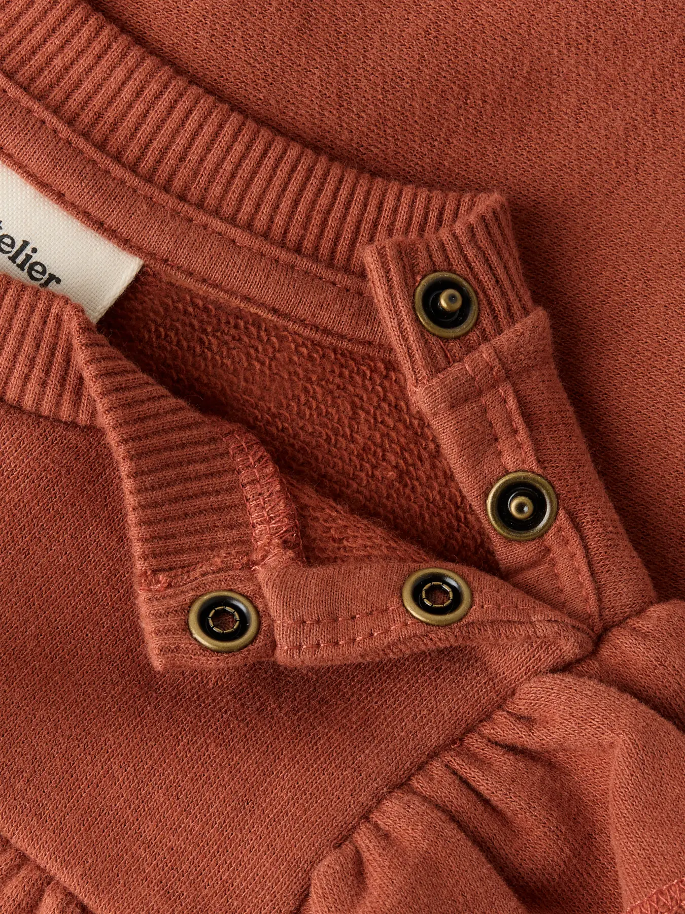 NBFILONDON RES LS SWEAT BRU LI