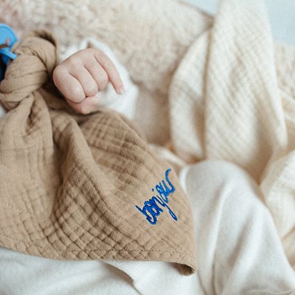 PACIFIER CLOTH CUDDLE