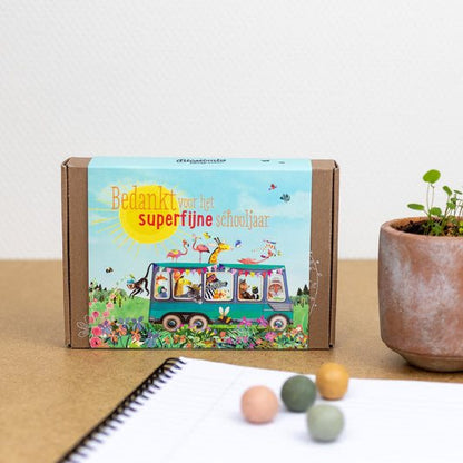 Blossombs giftbox small school