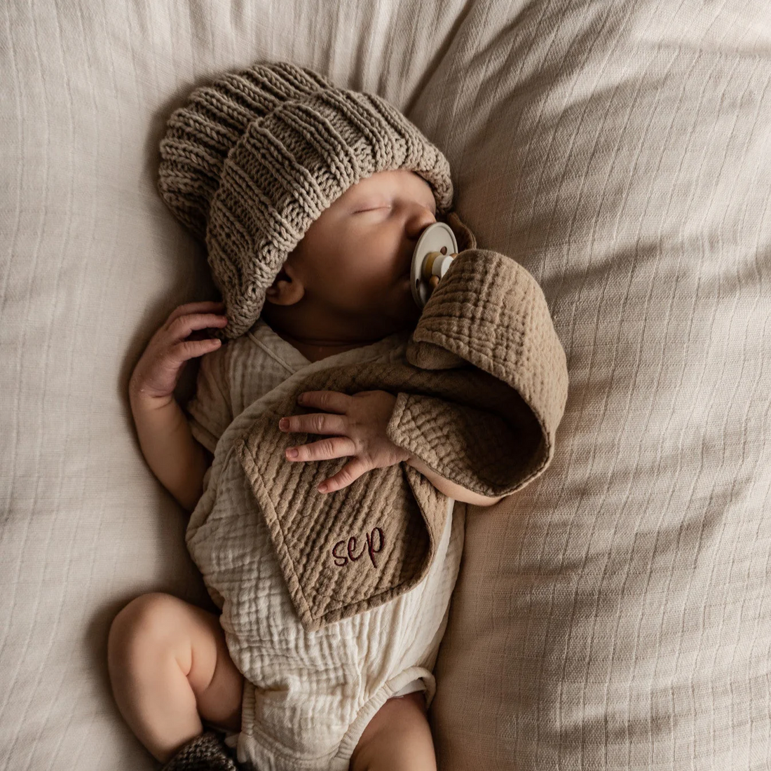PACIFIER CLOTH CUDDLE